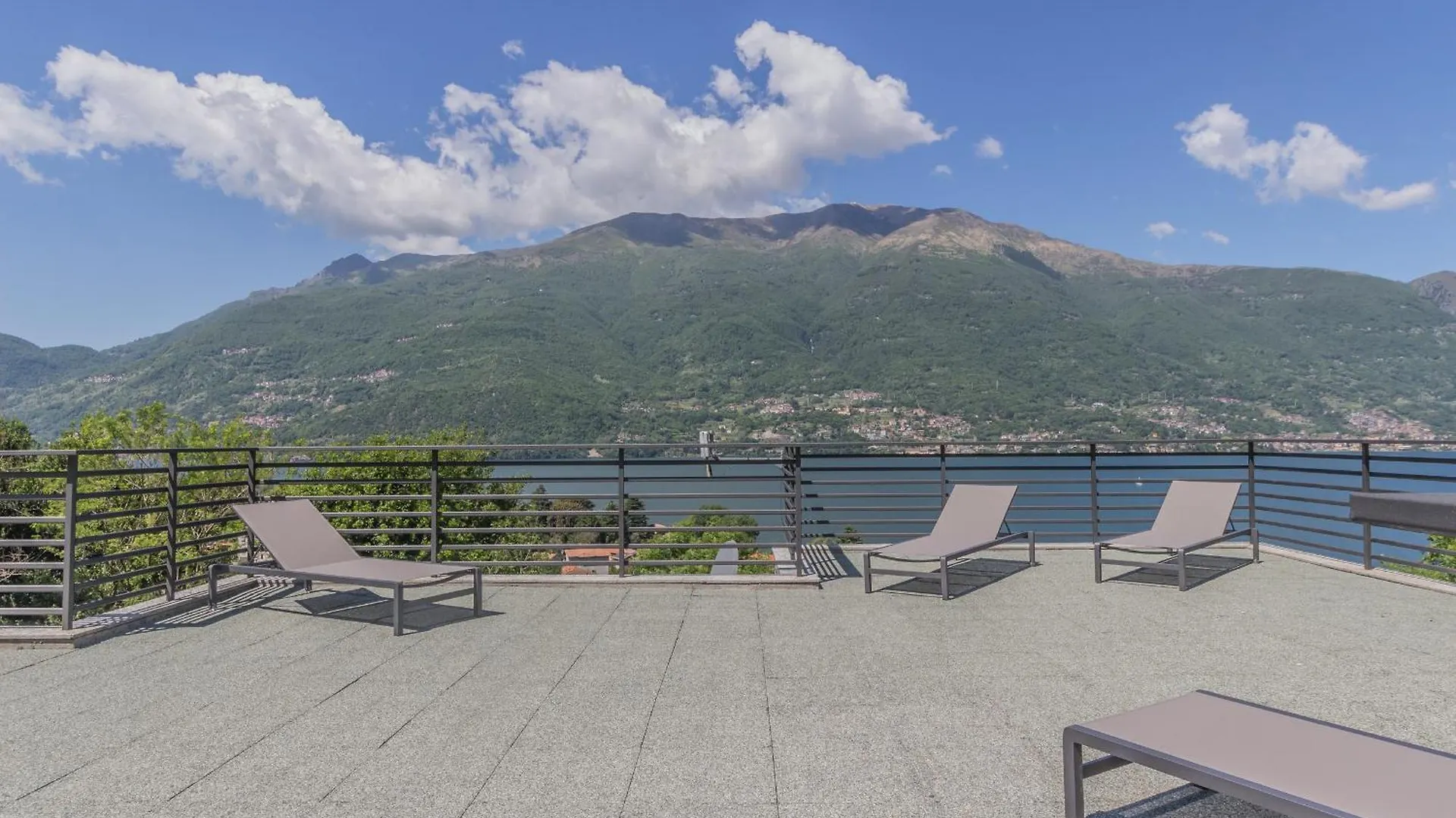 Apartament 25 Bilocale Con Vista Lago - Brezza Del Lario Dervio