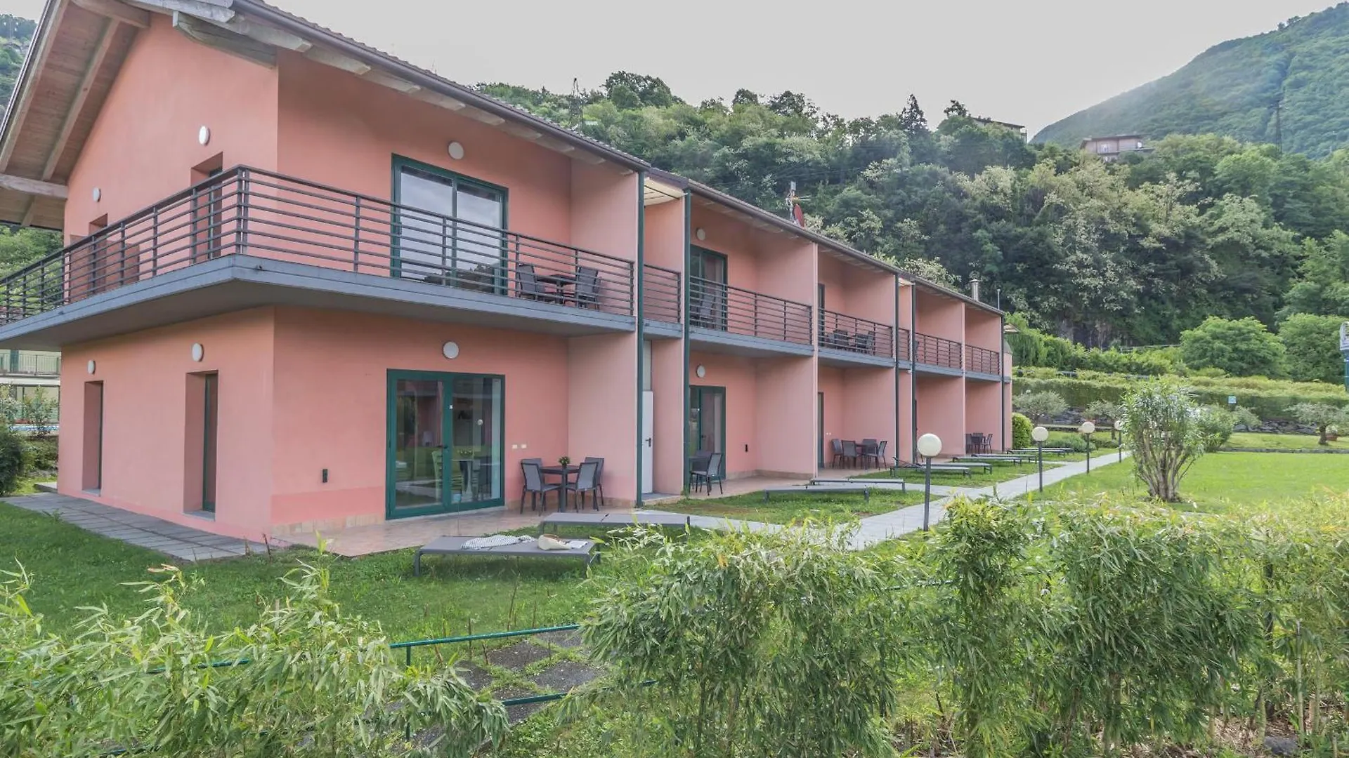 25 Bilocale Con Vista Lago - Brezza Del Lario 데르비오